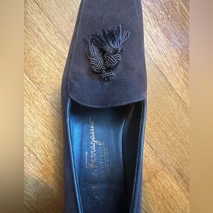 Ferragamo woman suede shoes